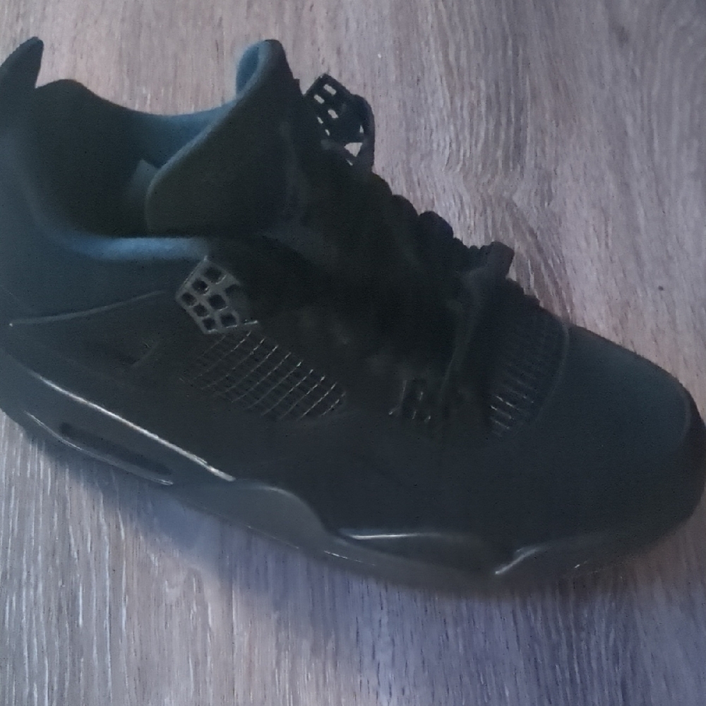 Jordan Black Sneakers with Breathable Mesh and Air Cushion - Picture 2 of 2